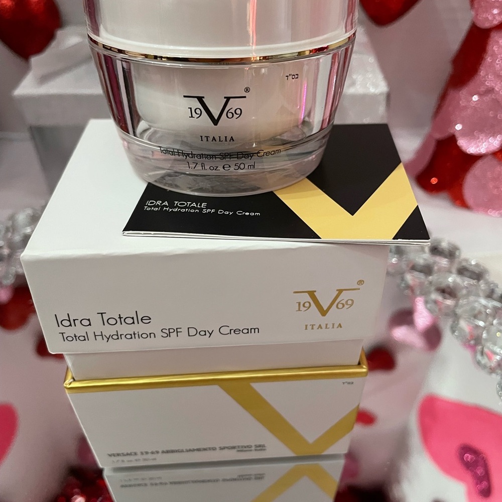 GIVEY! RESERVED NIB VERSACE IDRA TOTALE SPF SKIN CARE DAY CREAM MOISTURIZER